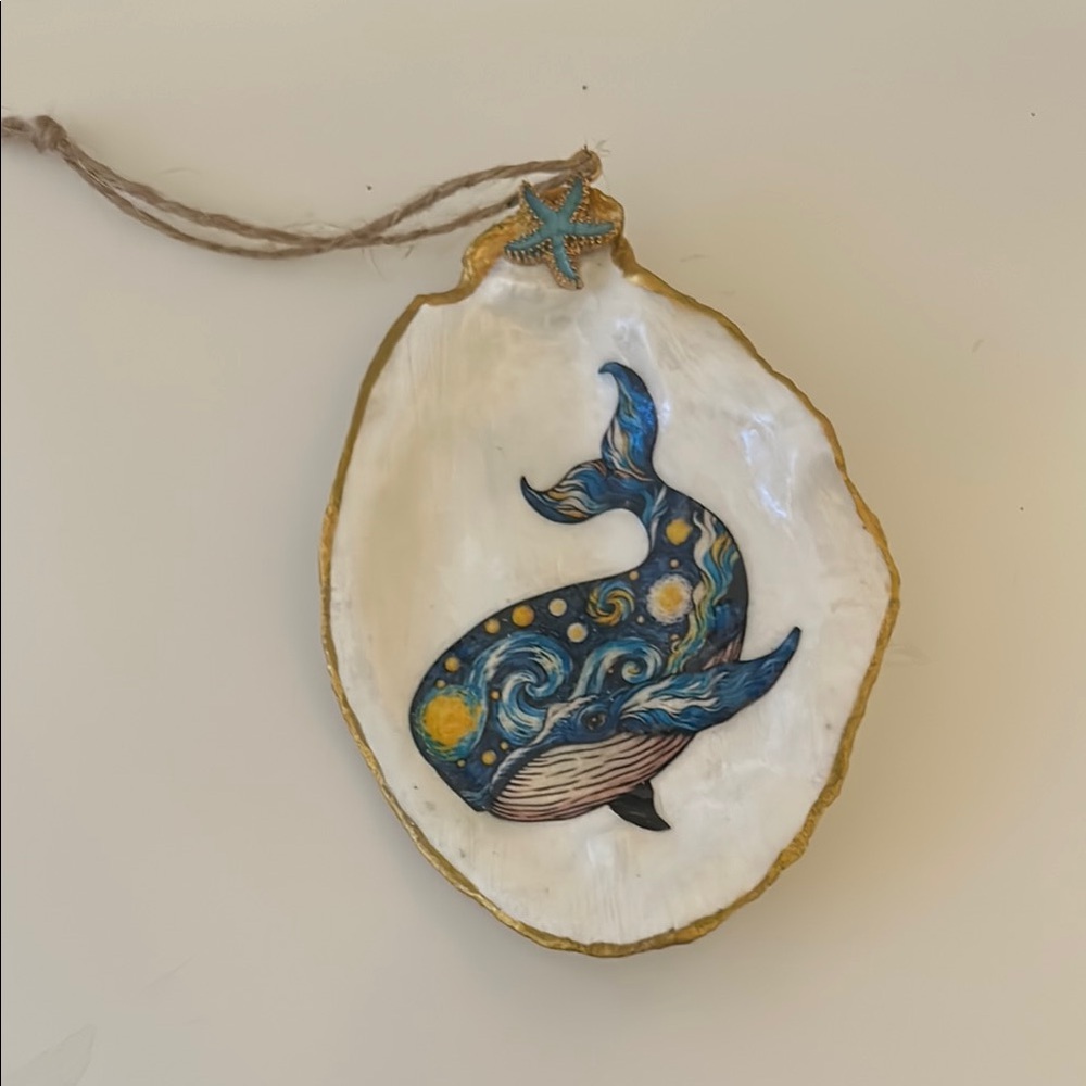 Decorative Decoupage Whale Oyster Shell Ornament